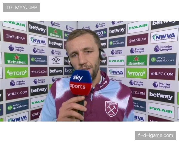 捷克新星绍切克闪耀英超，助西汉姆强势崛起