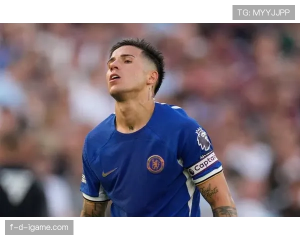 恩佐持球推进破解中场压迫解析